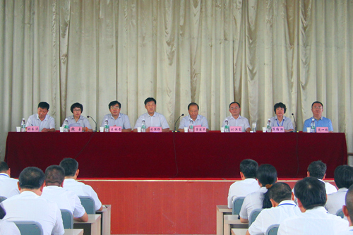 学校2014年庆祝教师节暨开学典礼大会召开